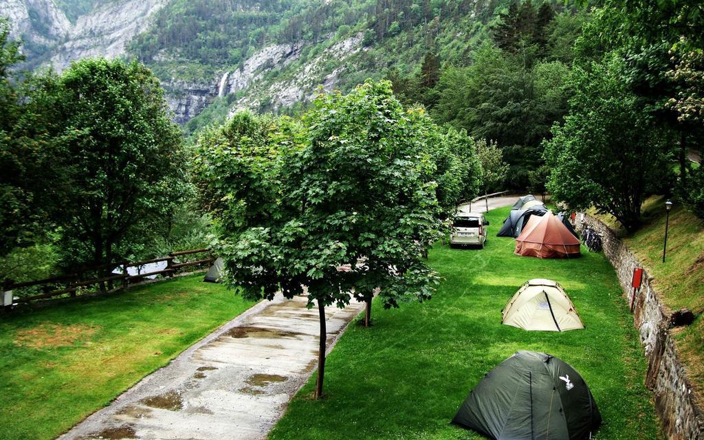 Camping Valle De Bujaruelo Torla Eksteriør billede